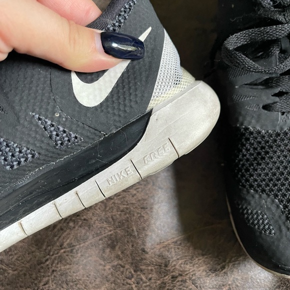 Black Nike Free 5.0 - Picture 3 of 8